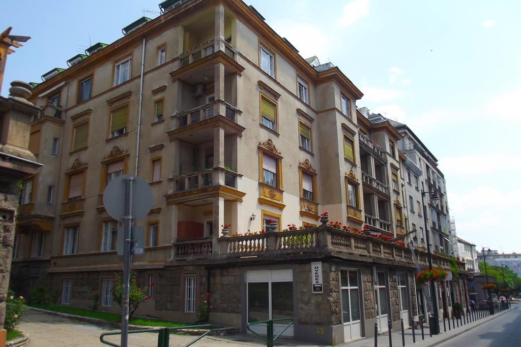 Glamour Apartments Budapeste Quarto foto